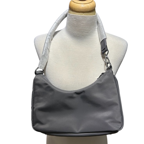 baggallini Women's Savannah Crossbody Bag NWT - Picture 2 of 4